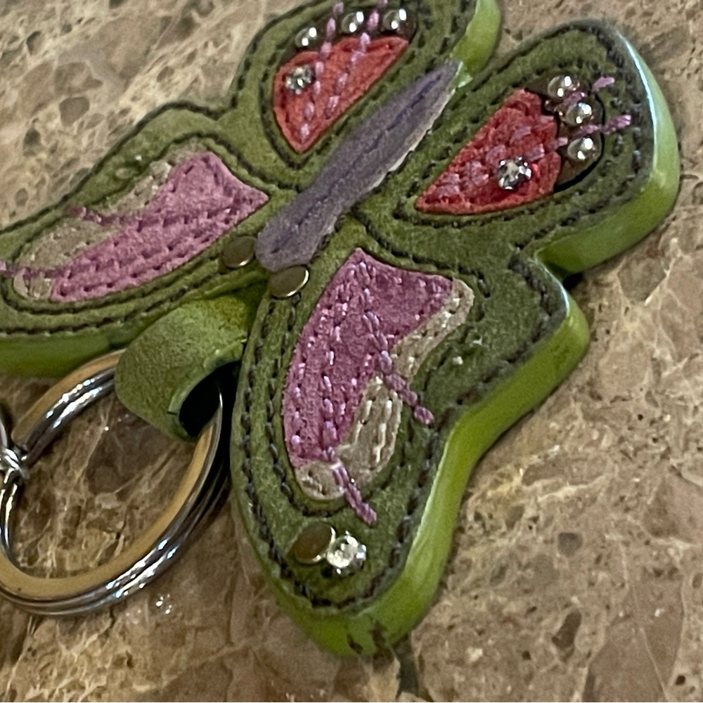 COACH HTF Large Green Leather Butterfly Keychain Bag Charm WITH Dustbag - Picture 11 of 17